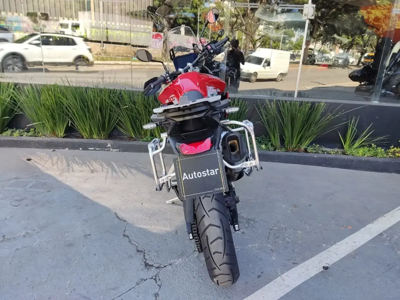 galeria Tiger 900
