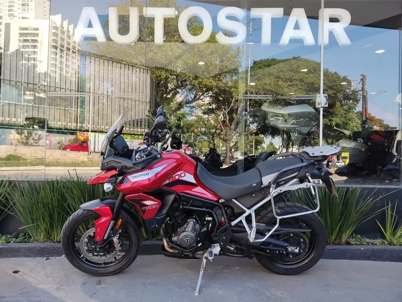 galeria Tiger 900