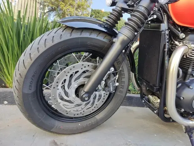 Triumph Bonneville Bobber ABS
