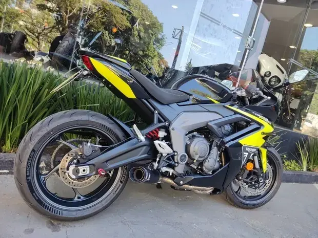 Triumph Daytona 660 ABS