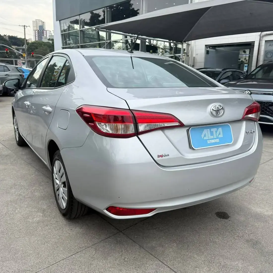 galeria Yaris Sedan