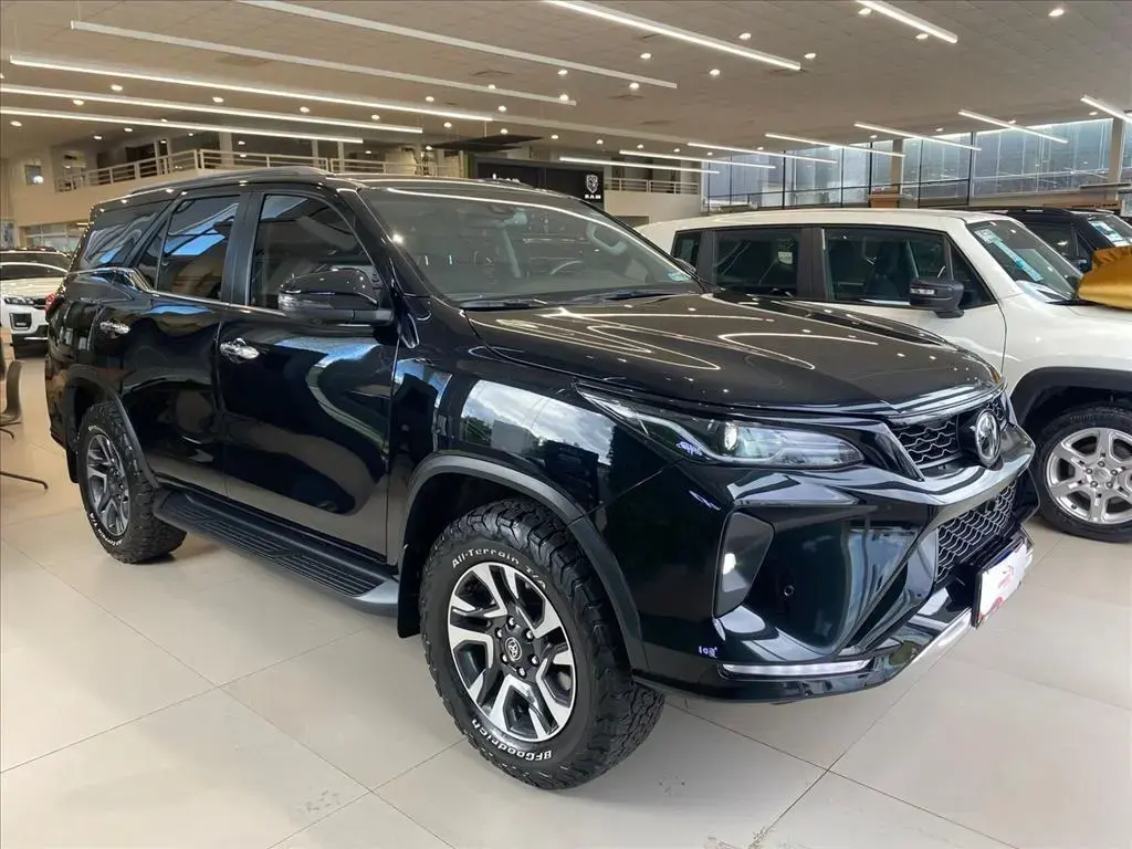 galeria HILUX SW4
