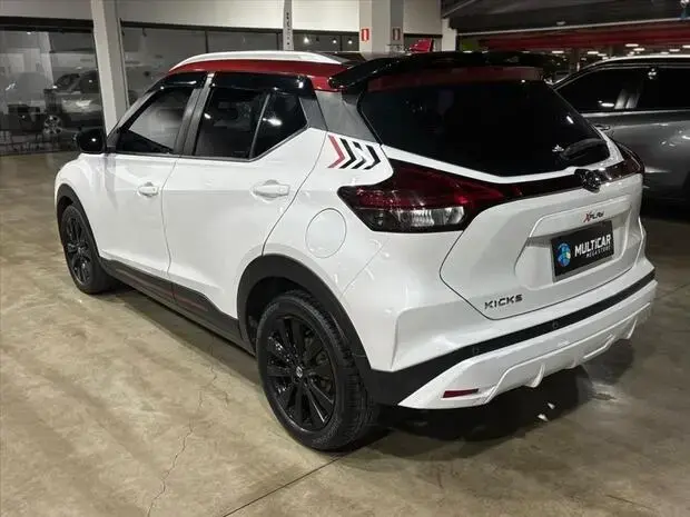 Nissan KICKS 1.6 16V FLEXSTART XPLAY XTRONIC