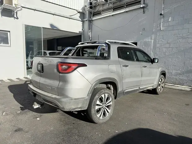 Fiat TORO 1.3 TURBO 270 FLEX VOLCANO AT6