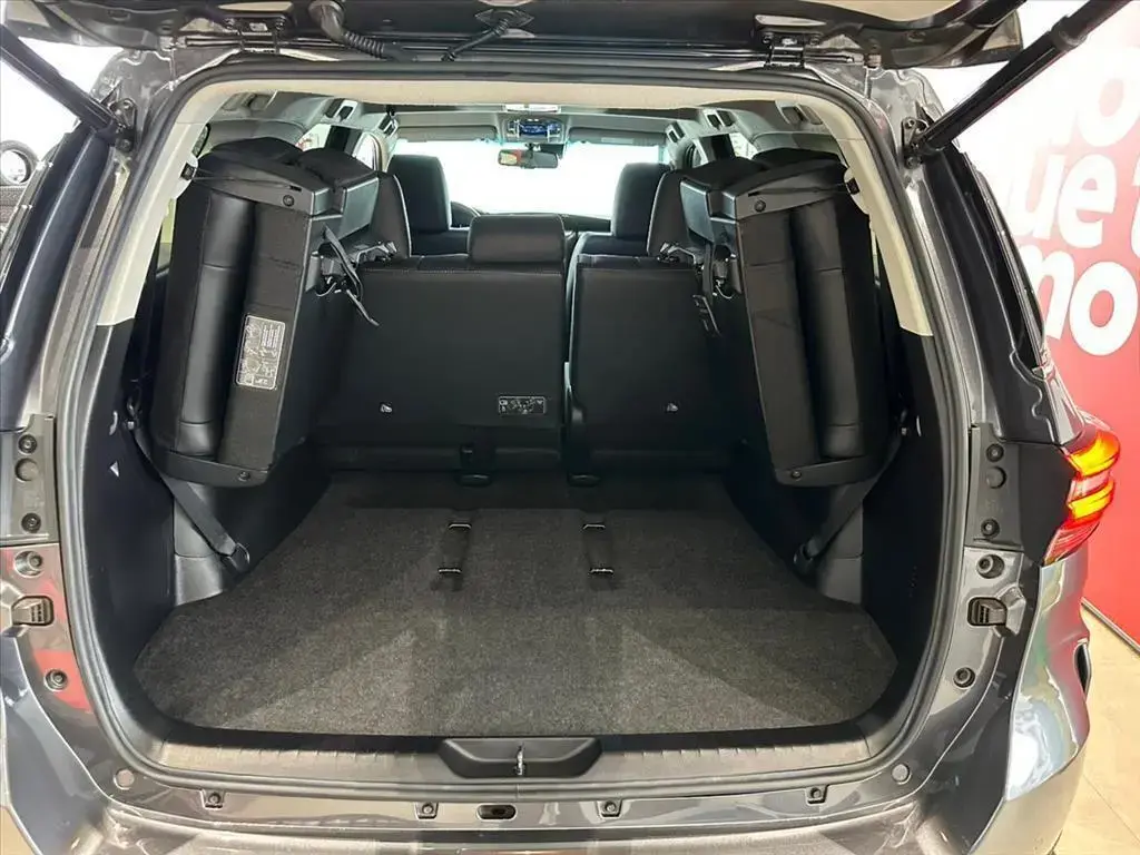 galeria HILUX SW4