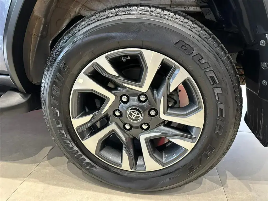 galeria HILUX SW4