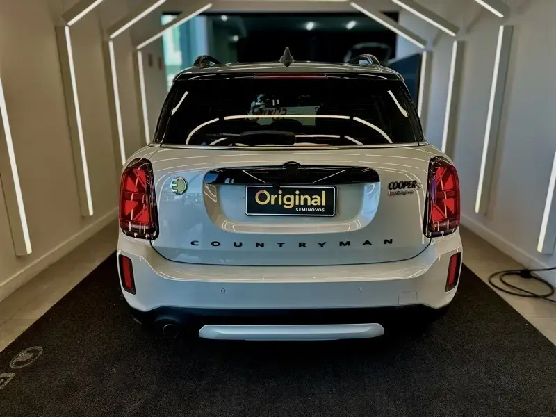 galeria Cooper Countryman