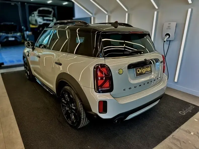 galeria Cooper Countryman