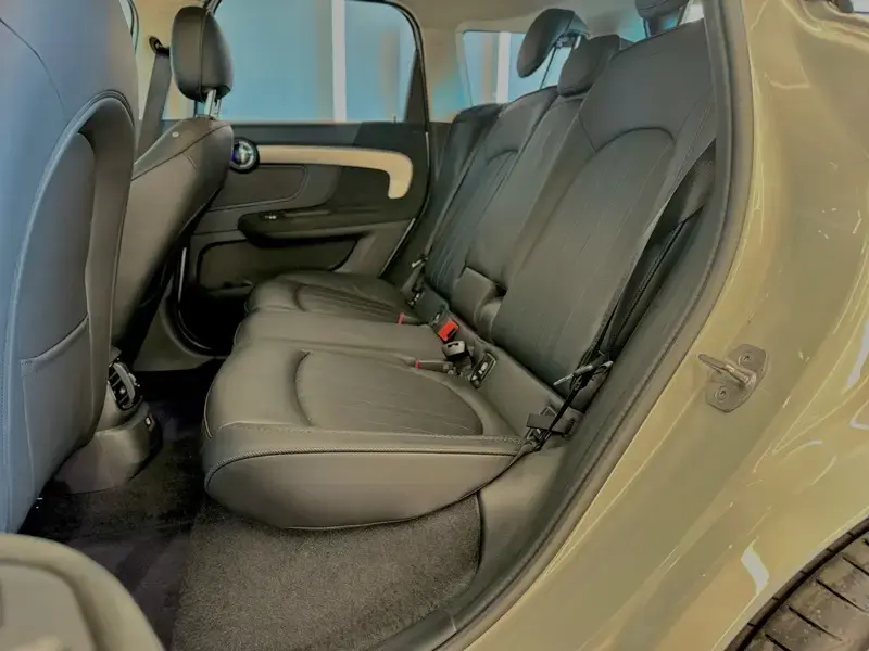 galeria Cooper Countryman