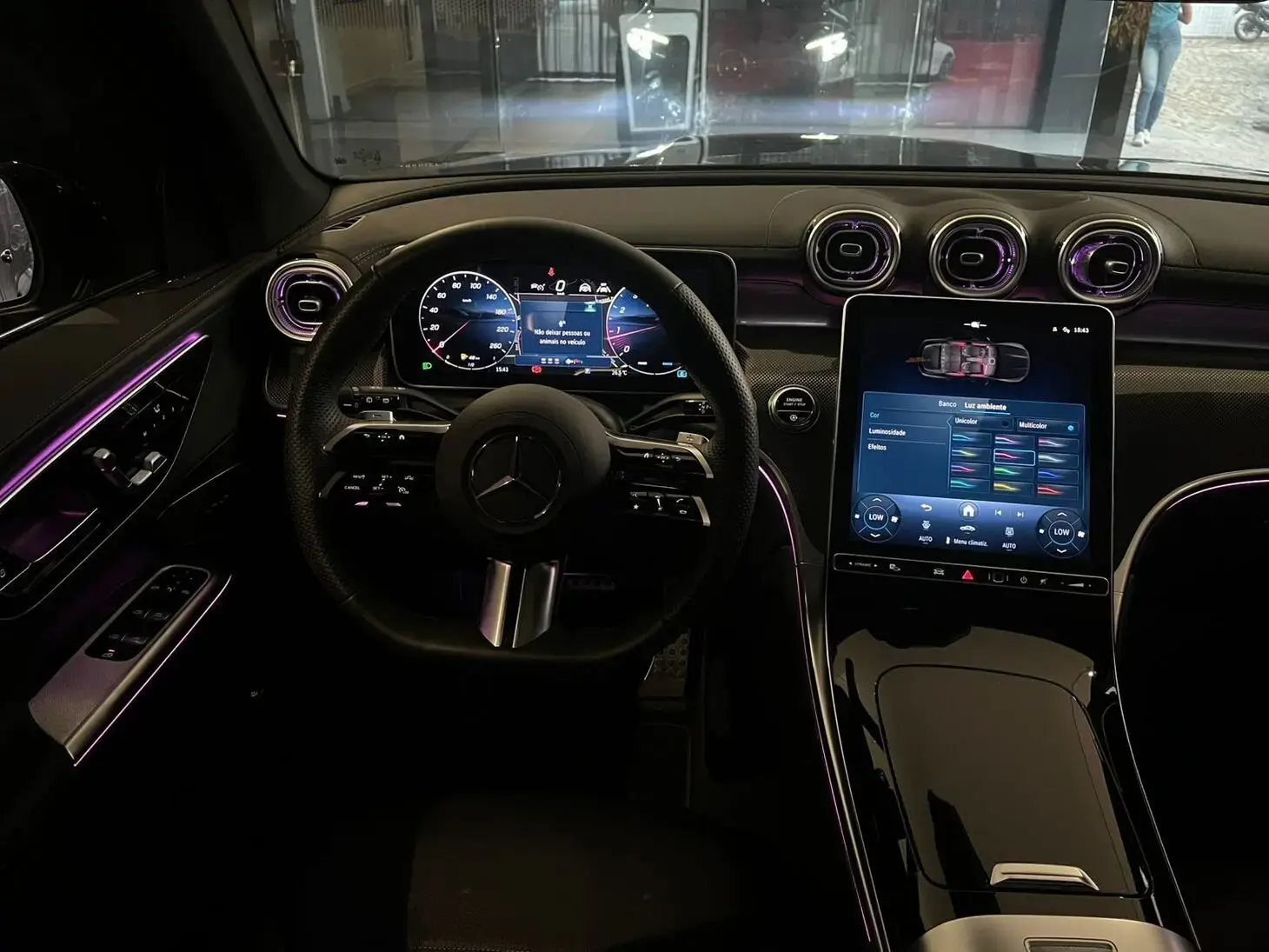 galeria GLC 300 SUV