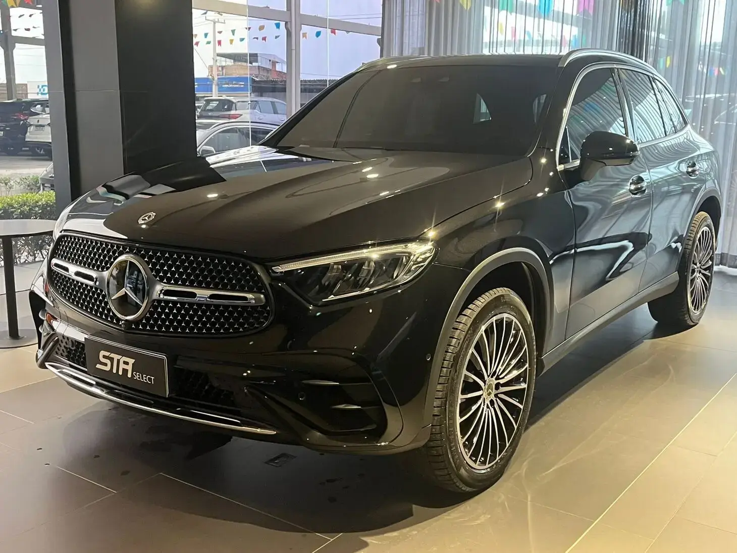 galeria GLC 300 SUV