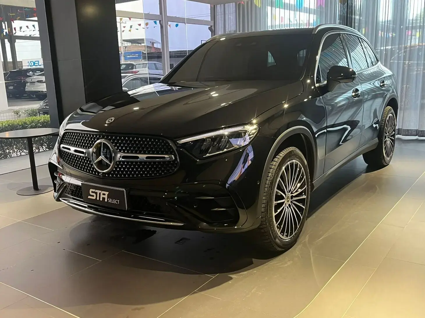 galeria GLC 300 SUV