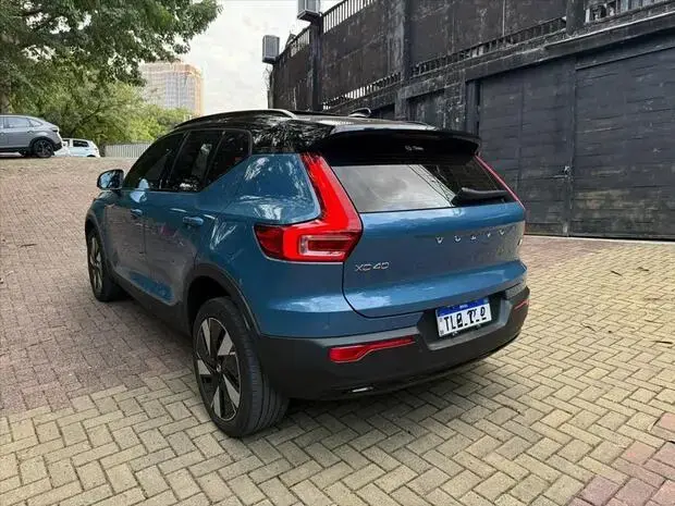 Volvo XC40 P6 RECHARGE ELECTRIC PLUS