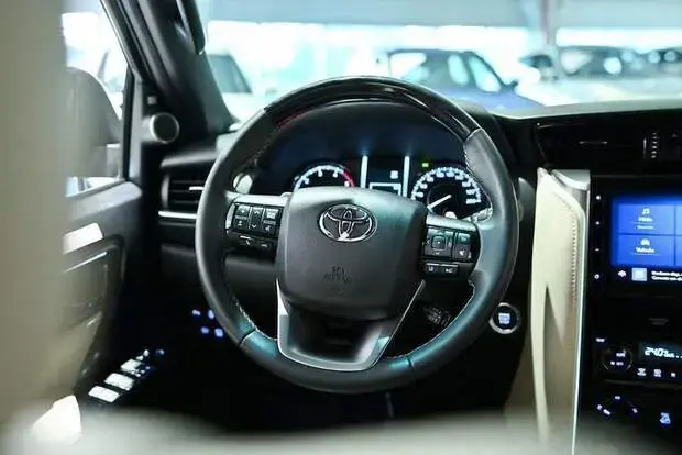 Toyota SW4 Diamond 2.8 Turbodiesel 4x4 (Aut.)
