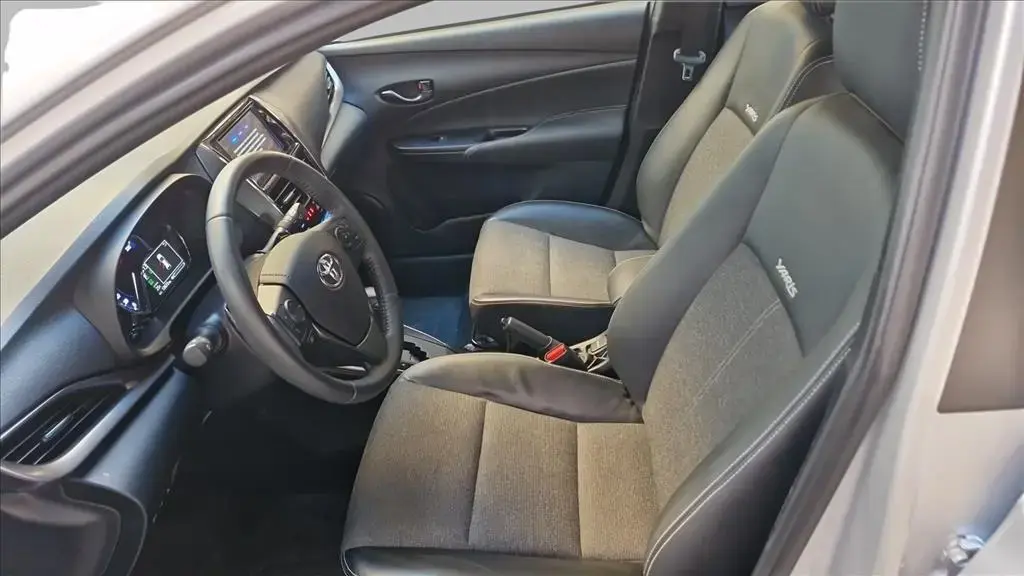 galeria YARIS