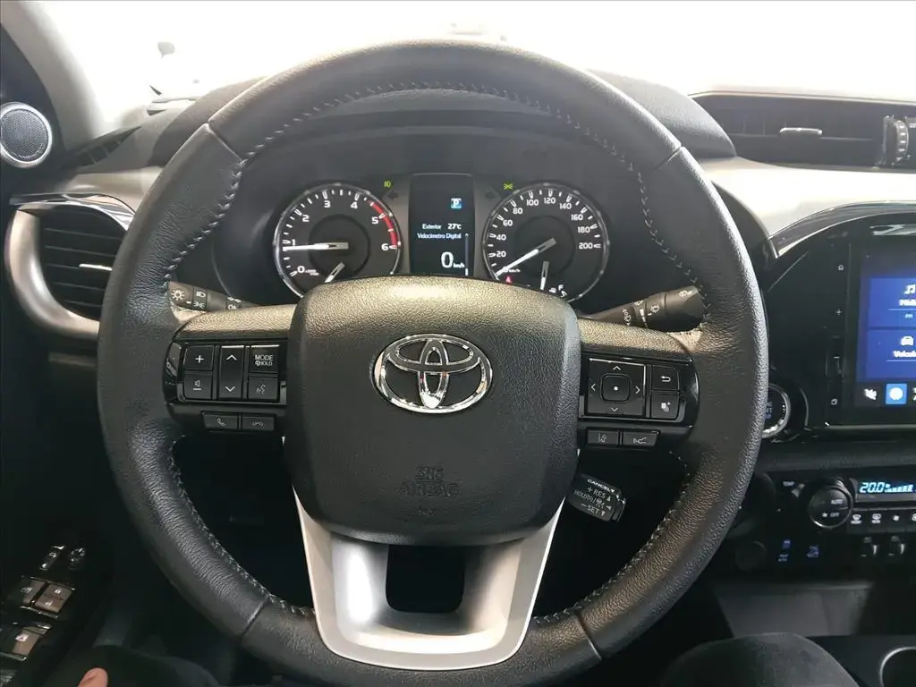 galeria HILUX