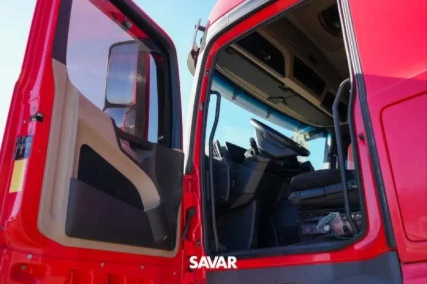 galeria Actros 2548