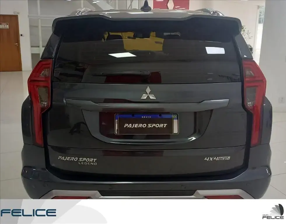 galeria PAJERO SPORT