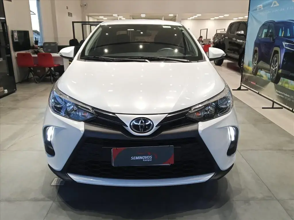 galeria YARIS