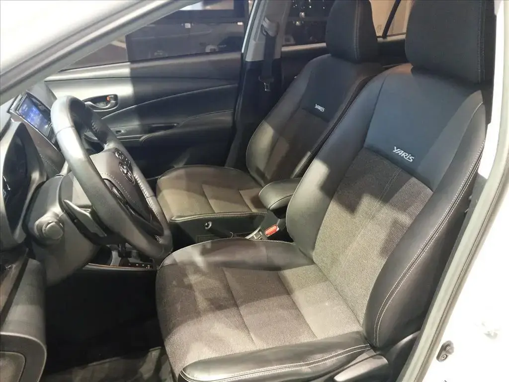 galeria YARIS