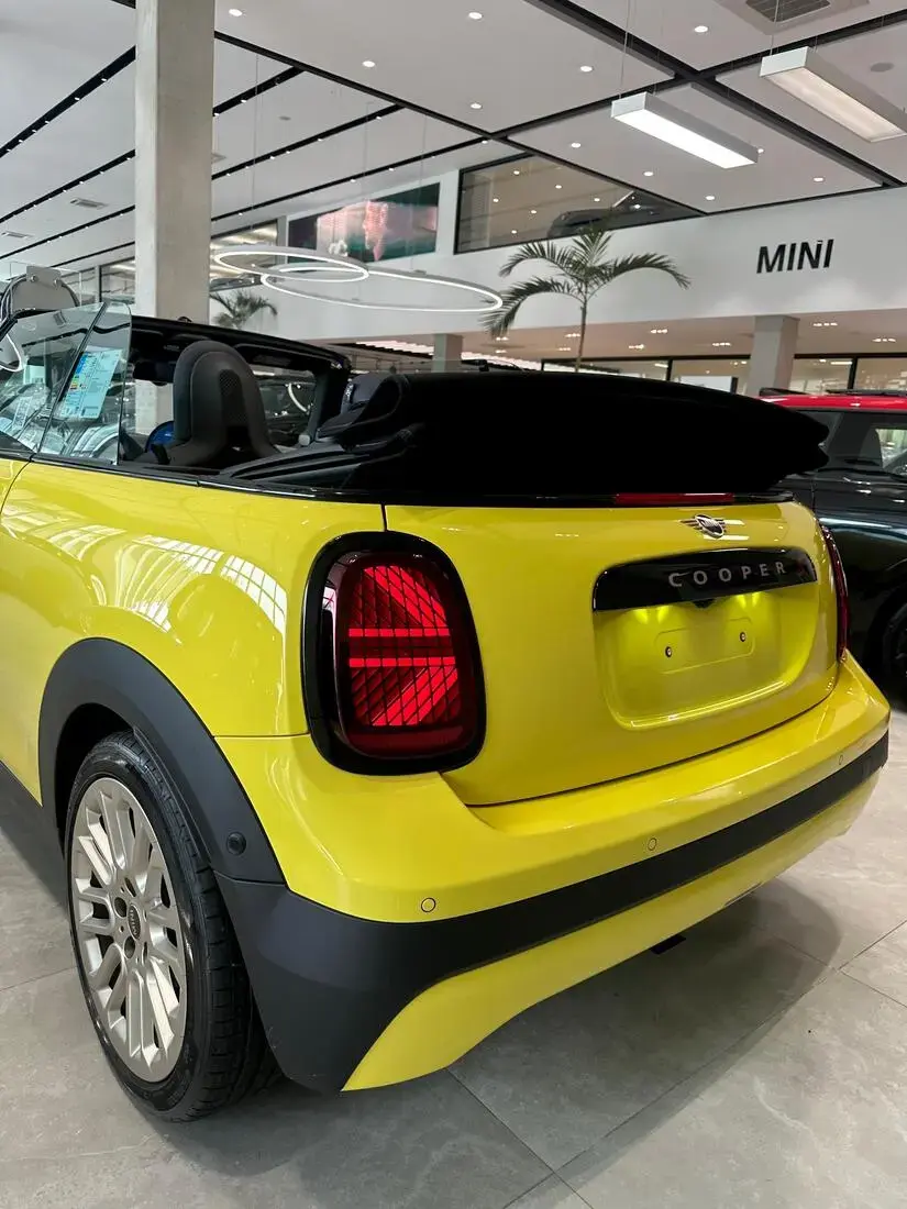 galeria Cooper Cabrio