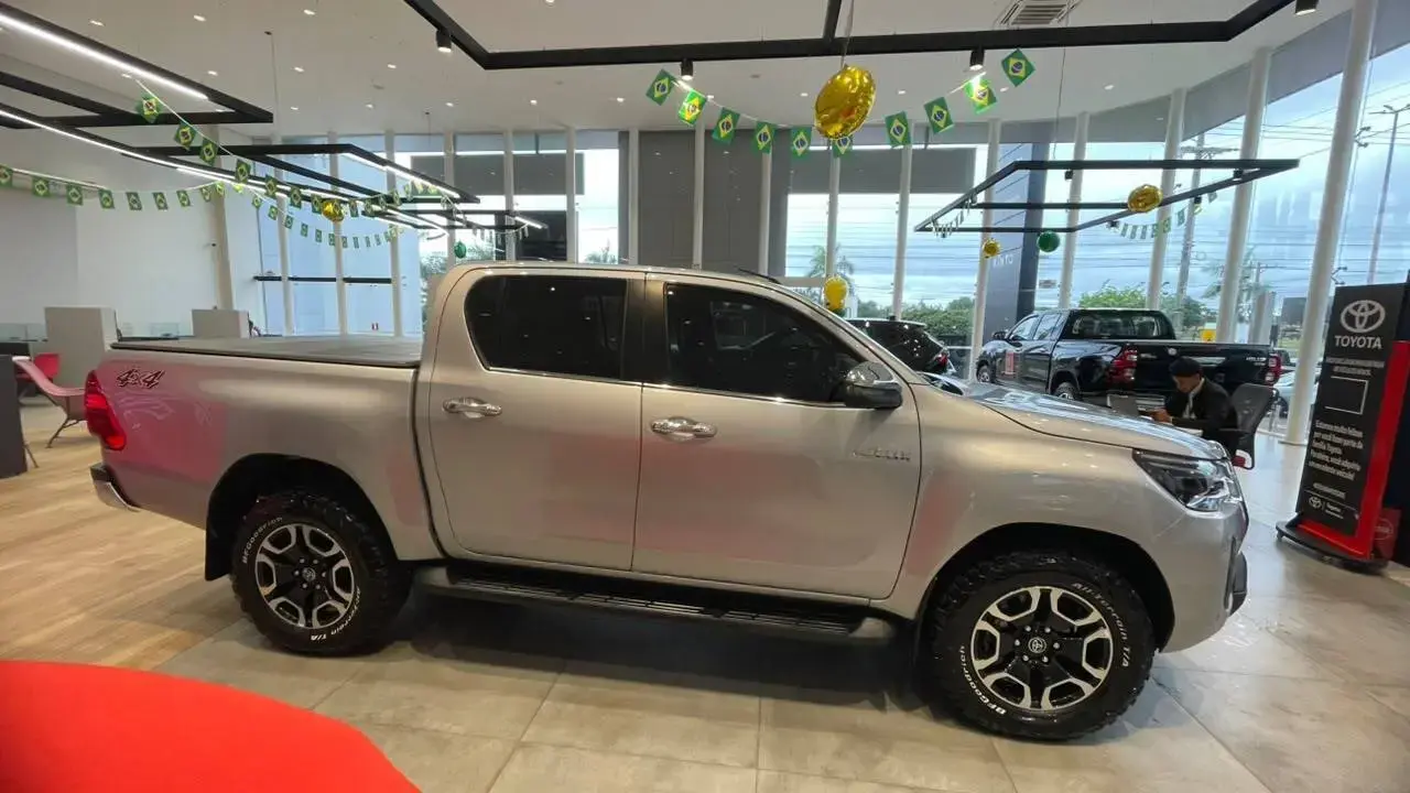 galeria HILUX SRX 4X4 2.8