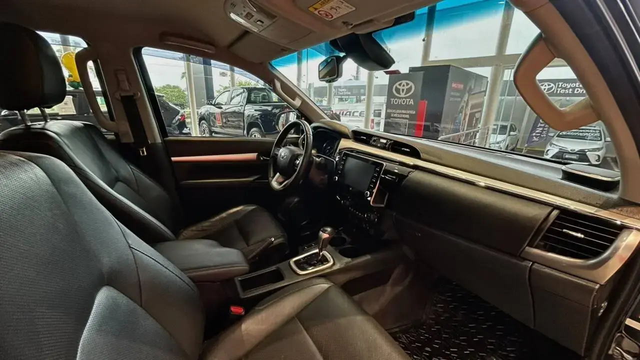 galeria HILUX SRX 4X4 2.8