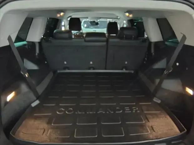 Jeep COMMANDER 1.3 T270 TURBO FLEX LONGITUDE AT6