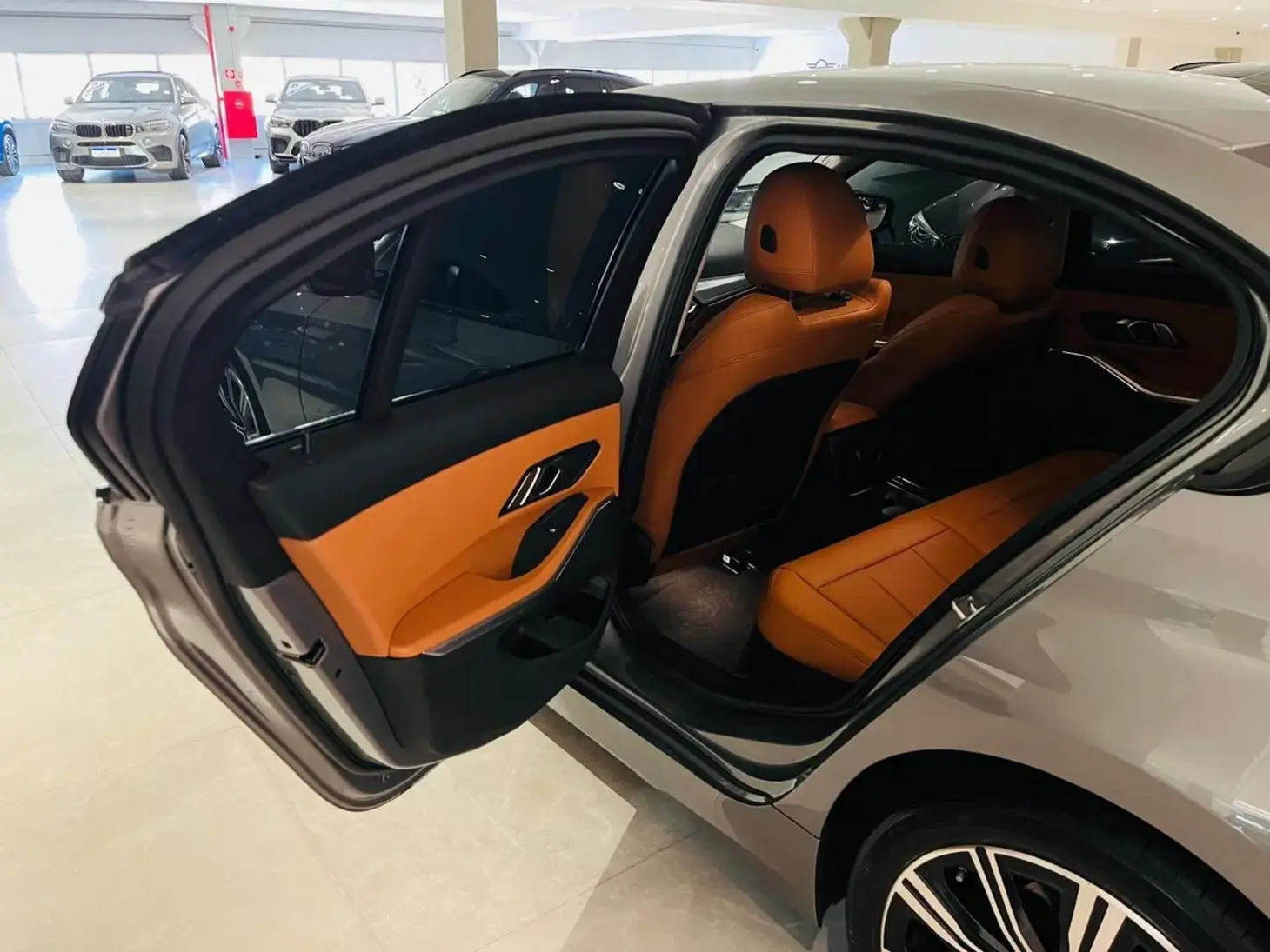 galeria 320i