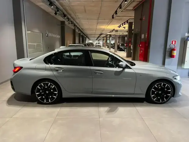 Bmw 320i M Sport 2.0 Turbo (Aut.)