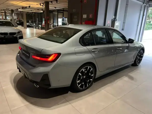 Bmw 320i M Sport 2.0 Turbo (Aut.)