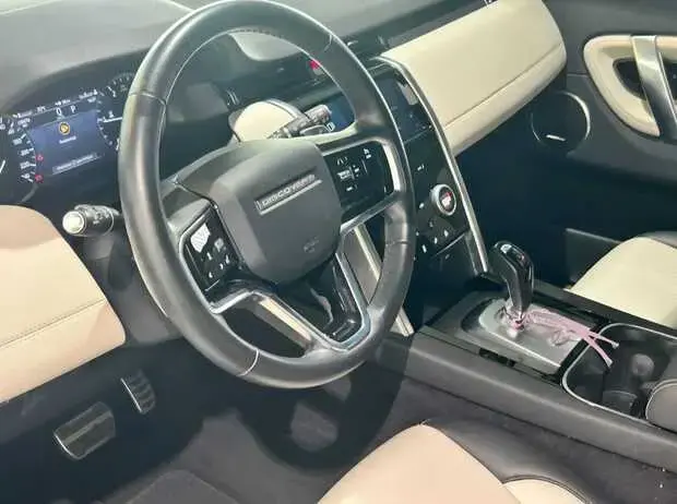 Land Rover Discovery Sport D200 SE R-Dynamic