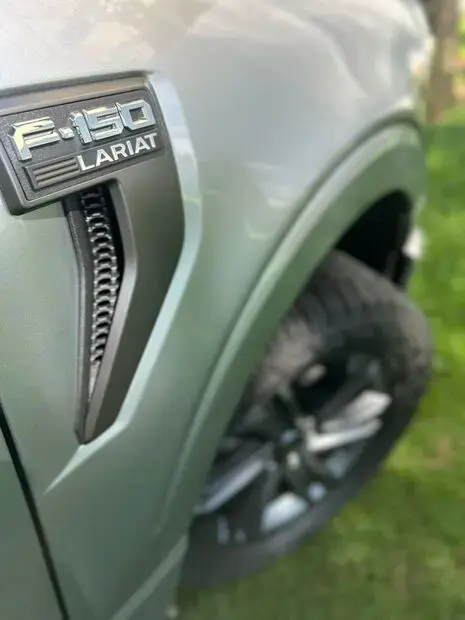 Ford F-150 Lariat 4x4 5.0 V8