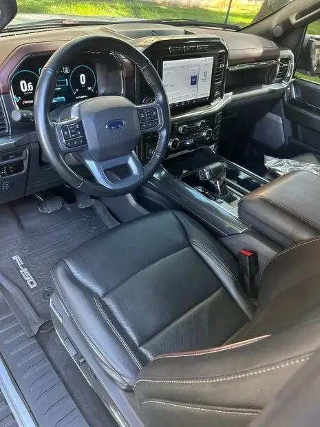 Ford F-150 Lariat 4x4 5.0 V8