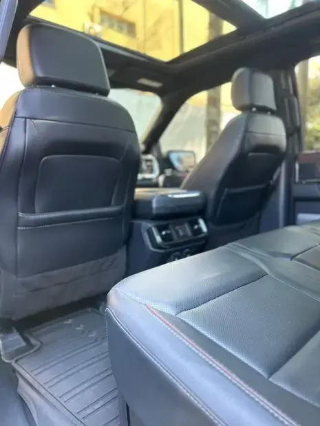 Ford F-150 Lariat 4x4 5.0 V8
