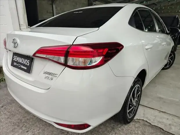 Toyota YARIS 1.5 16V FLEX SEDAN XLS MULTIDRIVE