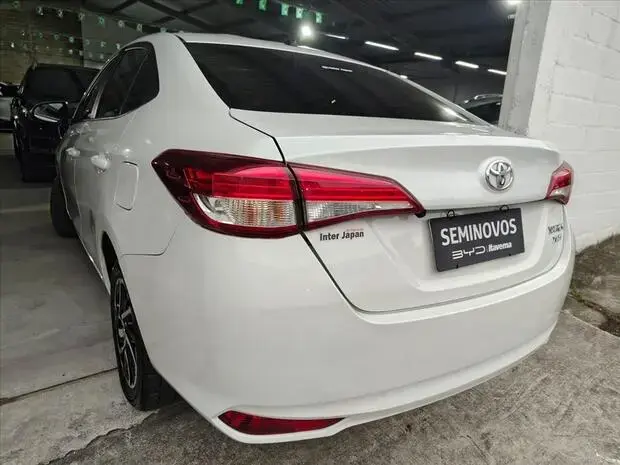 Toyota YARIS 1.5 16V FLEX SEDAN XLS MULTIDRIVE