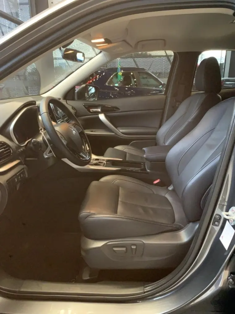 galeria ECLIPSE CROSS