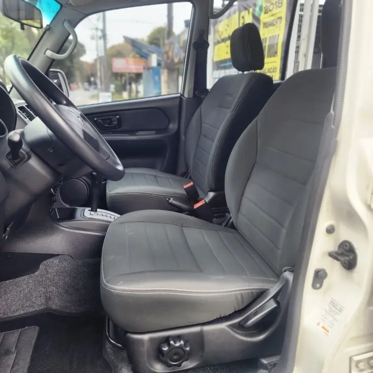 galeria PAJERO TR4