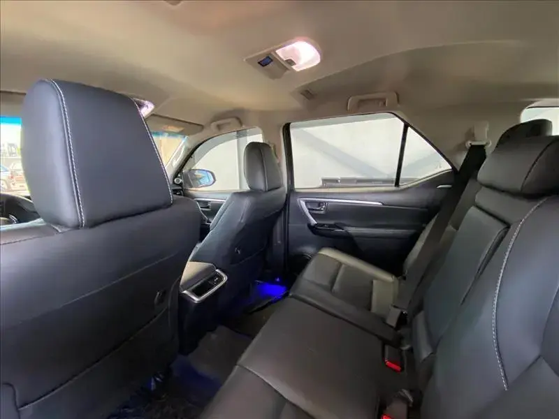 galeria HILUX SW4