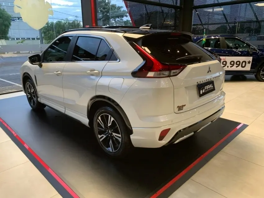 galeria ECLIPSE CROSS