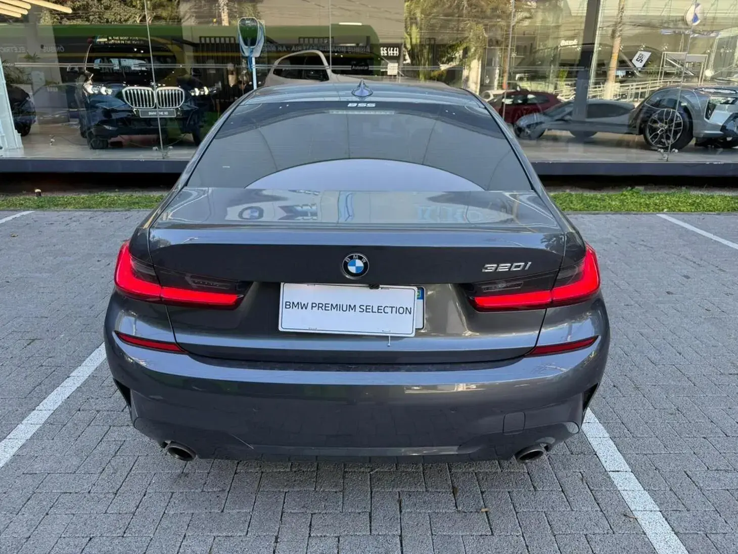 galeria 320i