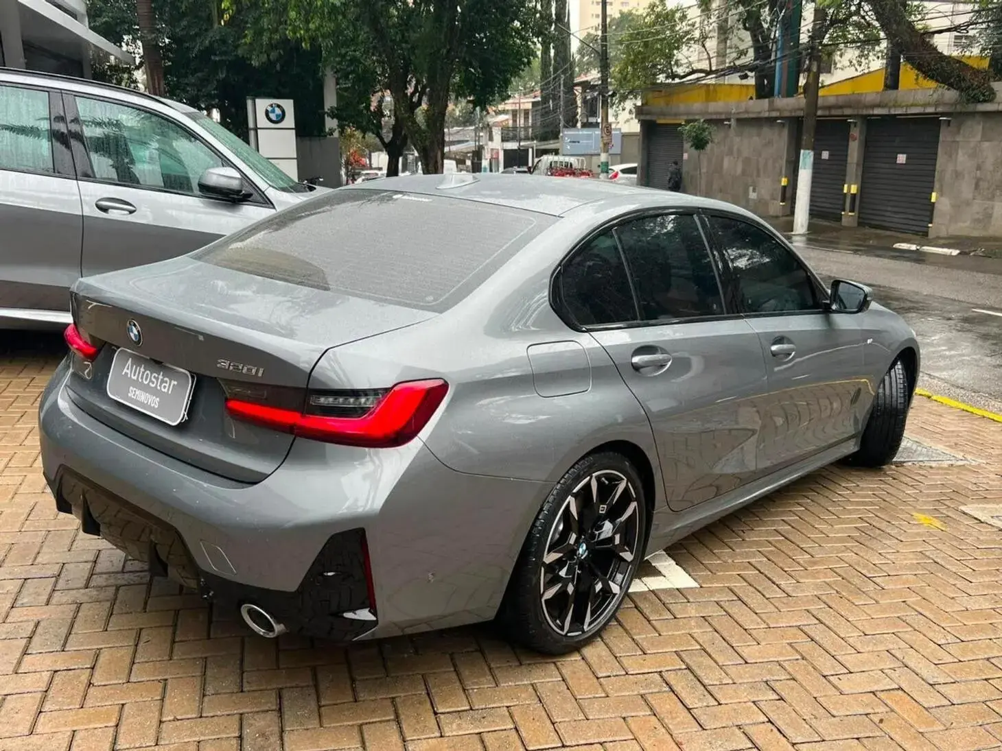 galeria 320i