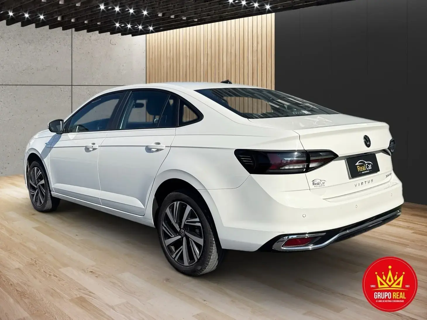 galeria VIRTUS Highline 200 TSI 1.0 Flex 12V Aut