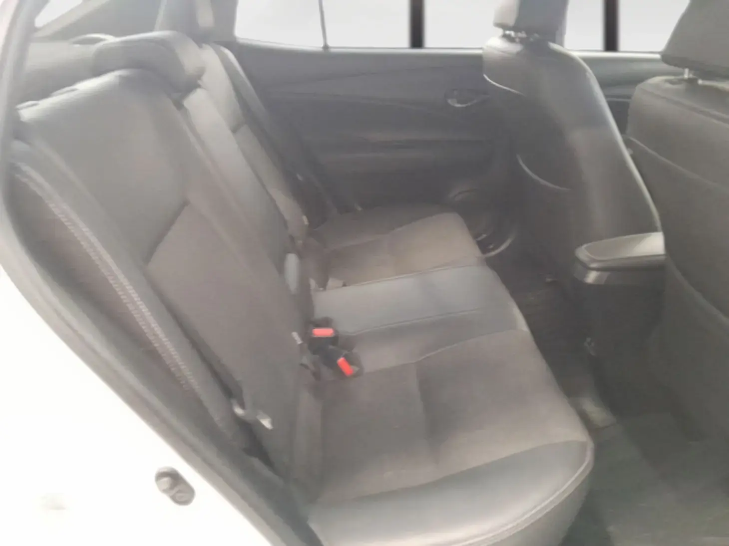 galeria Yaris Sedan