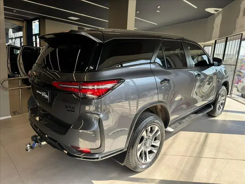 galeria HILUX SW4