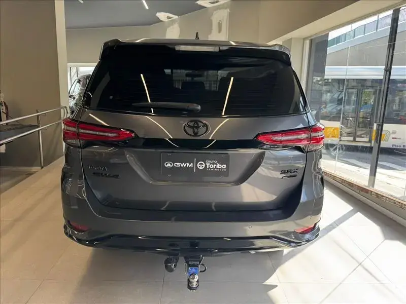 galeria HILUX SW4