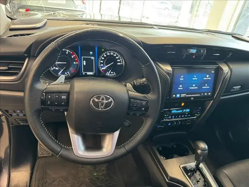 galeria HILUX SW4