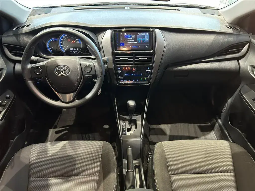 galeria YARIS