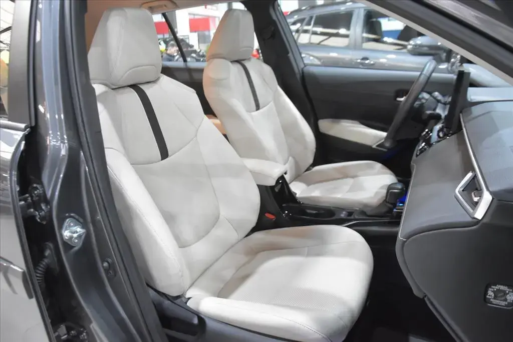 galeria COROLLA CROSS